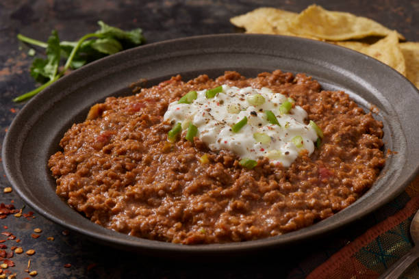 Simple ground beef chili with beans